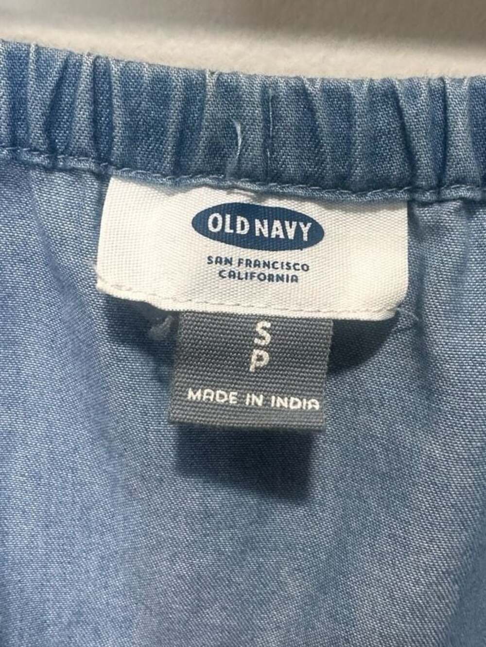 Old Navy Women's Chambray Square-Neck Tie-Waist Romper, Sz S - Picture 4 of 5